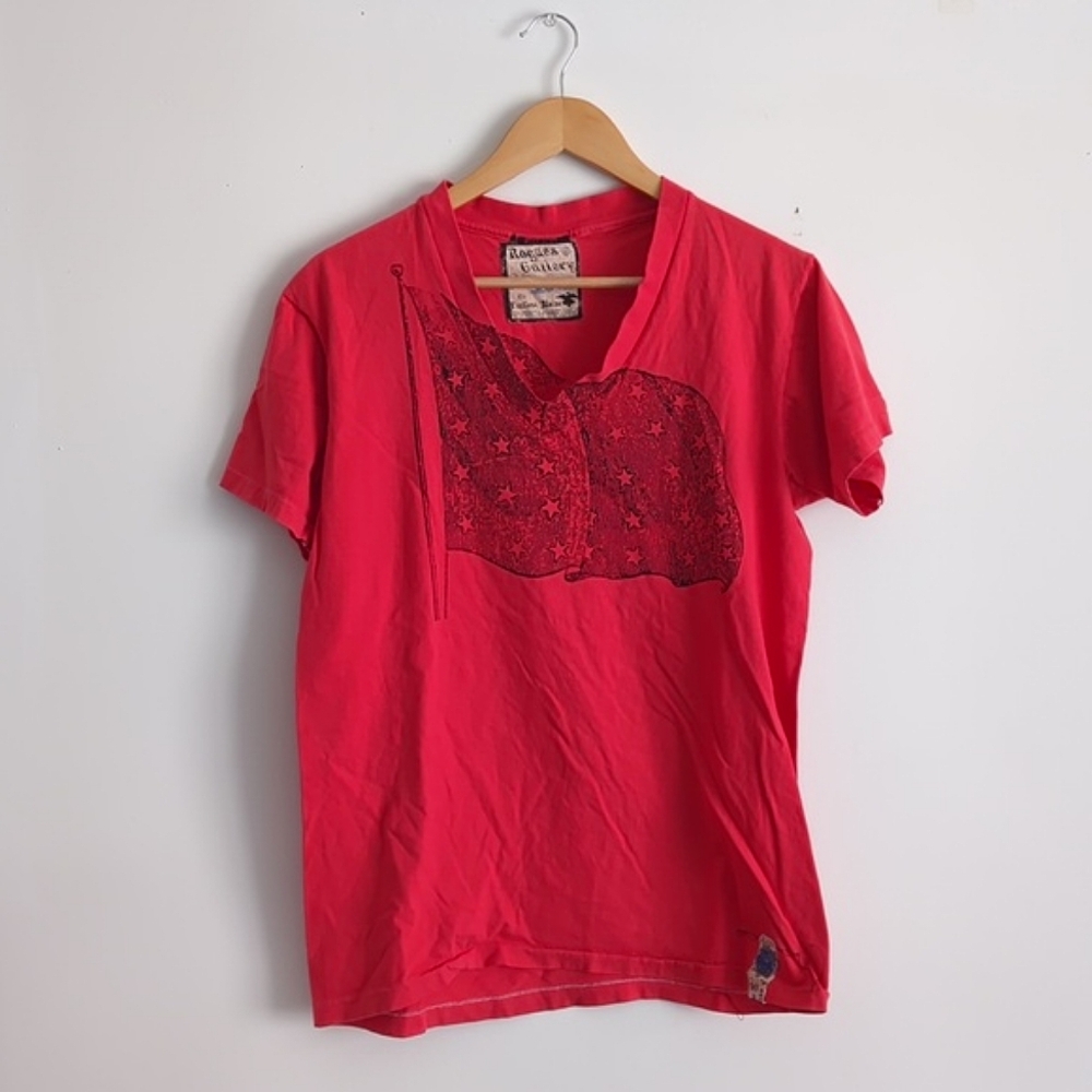 Vintage Rogues Gallery V-neck T-shirt: Star Flag on Red. USA